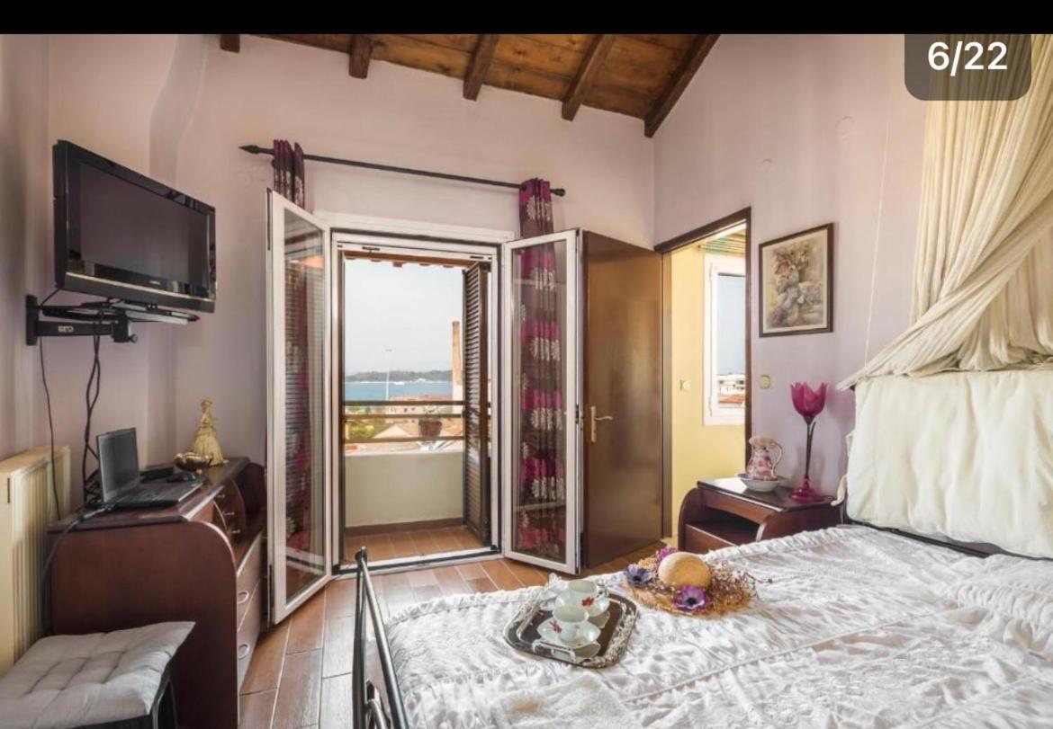 Makis Sea-View Apartment-Corfu Port Mantouki Extérieur photo