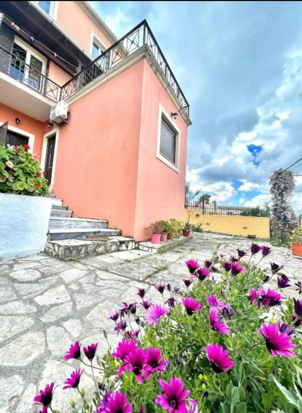 Makis Sea-View Apartment-Corfu Port Mantouki Extérieur photo
